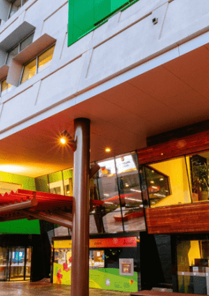 Front door entry to Dandenong Library.